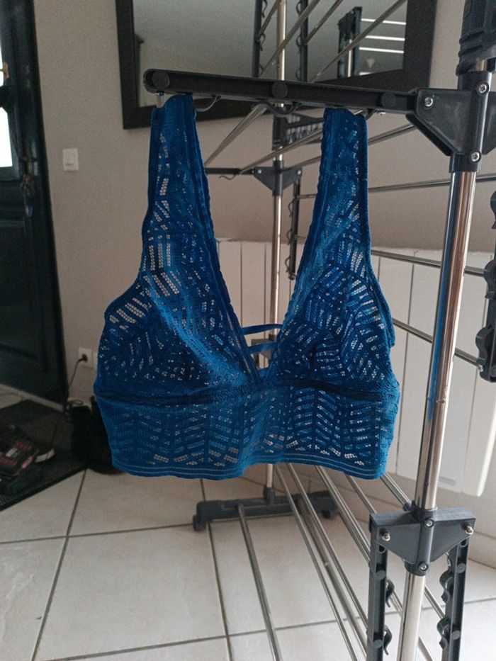 Magnifique brassière Undiz taille 36. - photo numéro 4
