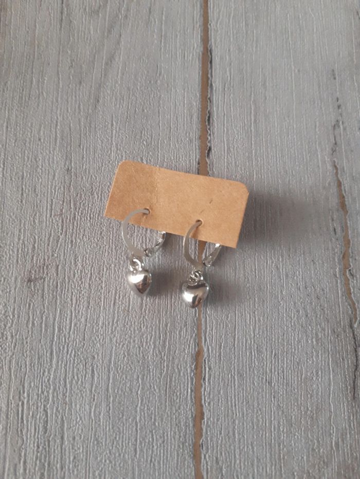 Boucles d'oreilles cœurs argentée