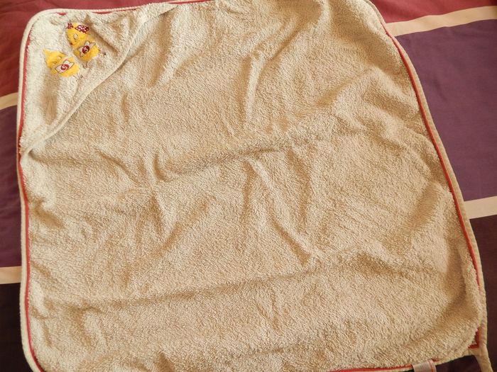 Cape de bain bébé - photo numéro 2