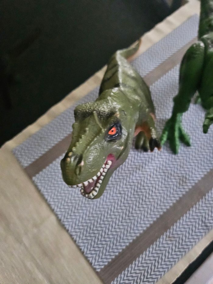 2 dinosaures 30 cm - photo numéro 2