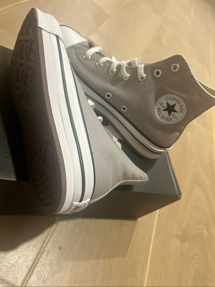 Converse grises 36 neuves - photo numéro 2