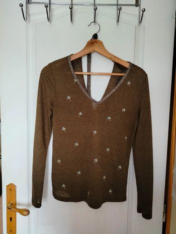 Pull fin kaki