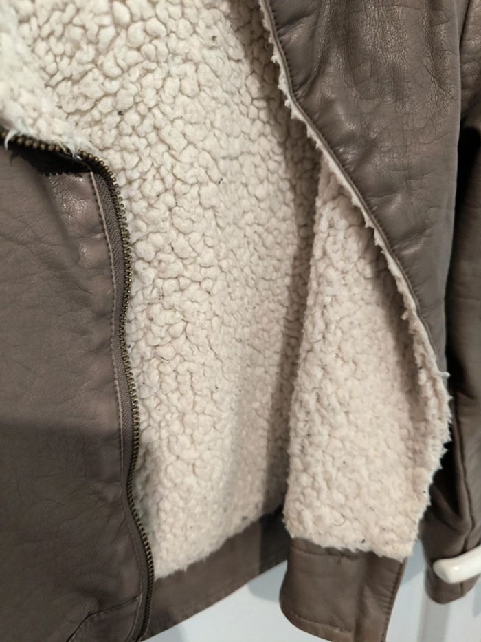 Veste cuir moumoute - photo numéro 4