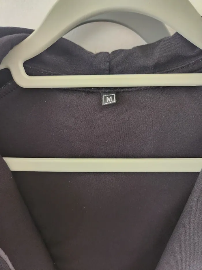 Ensemble survêtement gris – Taille M – Style sportswear doux et confortable - photo numéro 5