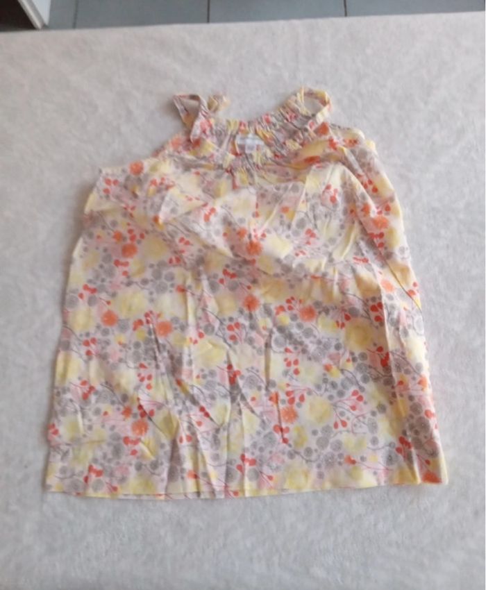 Lot de vêtements fille 4 ans. - photo numéro 8