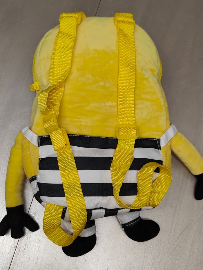 Sac à dos Minions - photo numéro 2