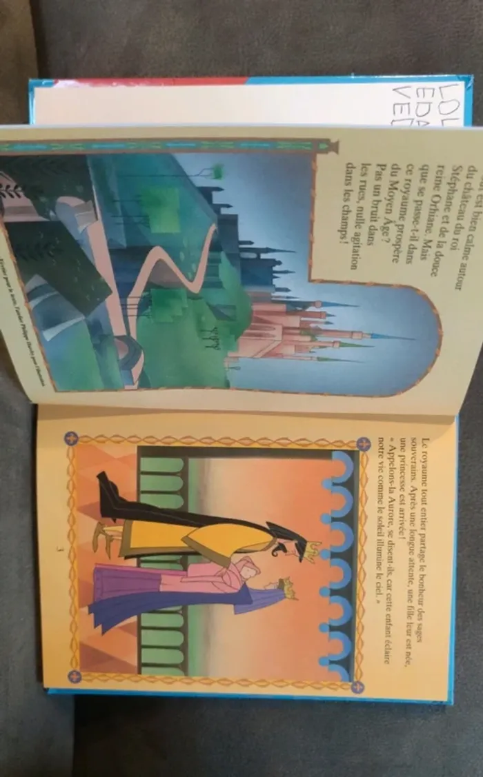 Livre les classiques de Disney La belle au bois dormant - photo numéro 8