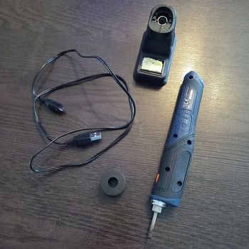 Fer à souder pour petite soudure rechargeable