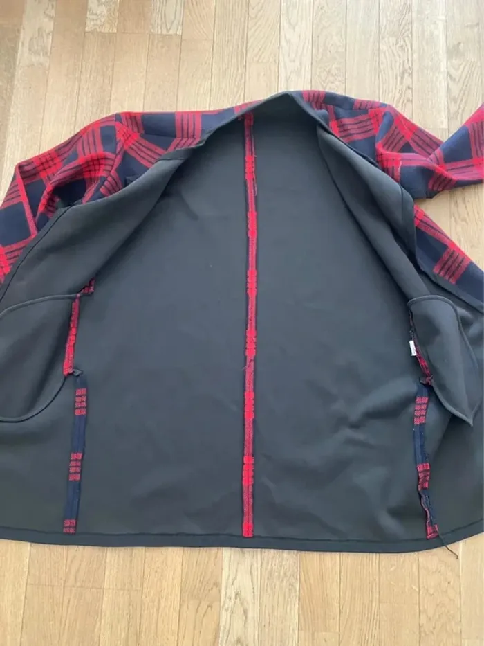Veste longue à carreaux rouge et noir taille L - photo numéro 6