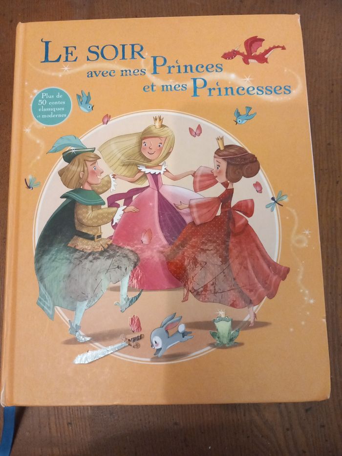 Livre le soir avec mes princes et mes princesses