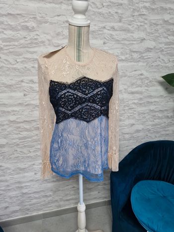 Haut en dentelle Morgan 42