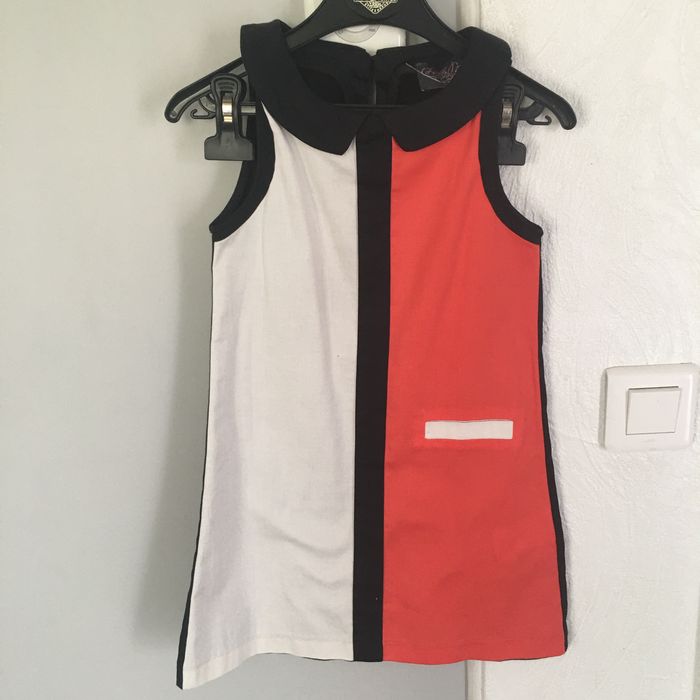 Robe bi couleur taille 6ans