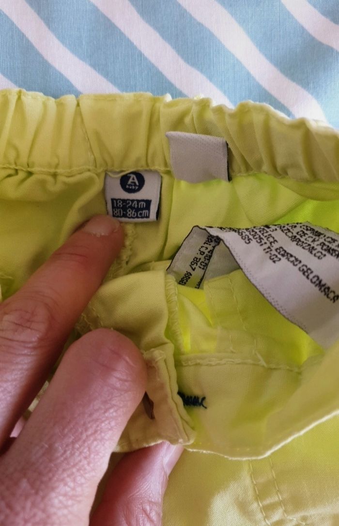 Short jaune fluo 18/24mois - photo numéro 5