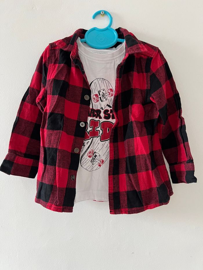 Chemise et tee shirt