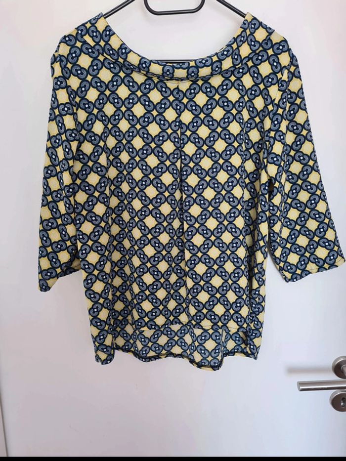 Haut taille 40