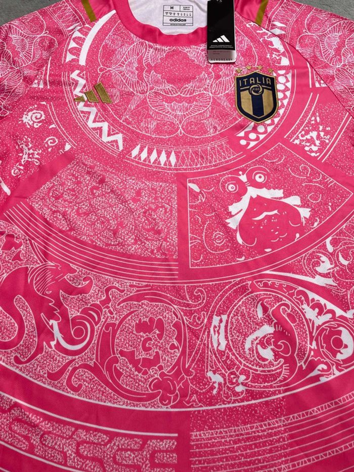 Maillot concept foot Italie rose édition Baroque taille M - photo numéro 4