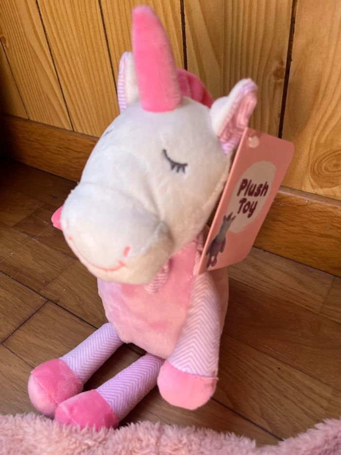 🌈 Lot licorne – peluche + bonnet interactif + pyjama combinaison – taille S - photo numéro 3