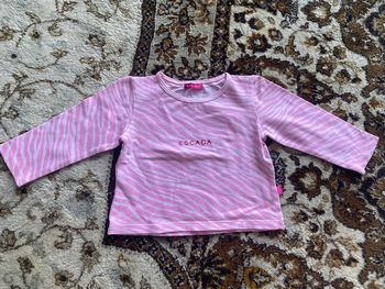 Pull ESCADA taille 2 ans