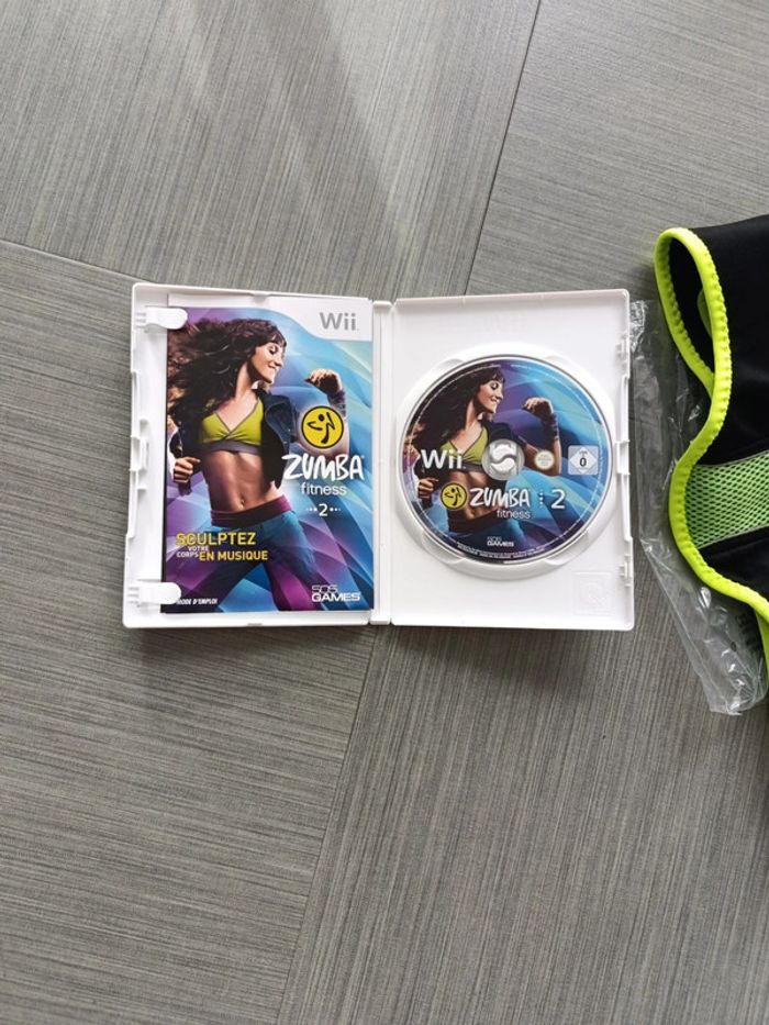 Jeu Zumba fitness 2 Wii - photo numéro 3