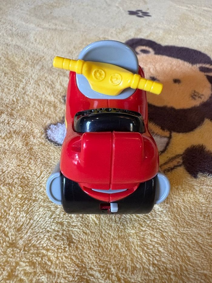 Tutut bolide Enzo la moto rapido - photo numéro 3