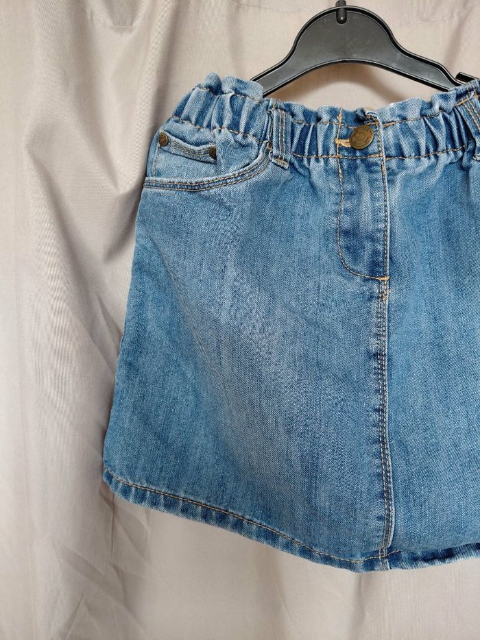 Très jolie jupe jeans fille T 8 ans - photo numéro 2