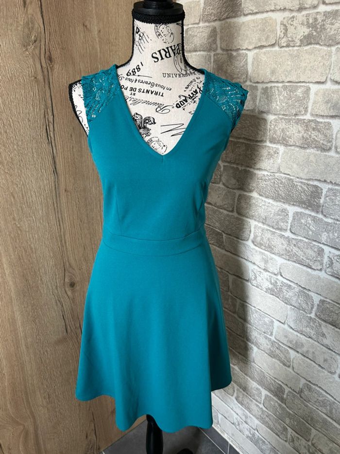 Robe patineuse bleu canard taille 34 - photo numéro 2