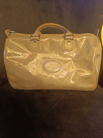 Longchamp