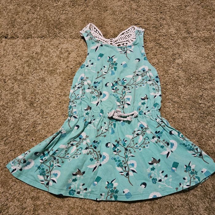 Lot 3 robes - photo numéro 4