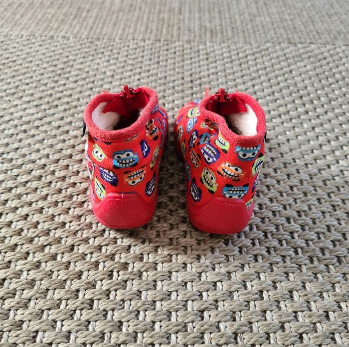 Chaussons voitures rouges - T 21 - photo numéro 3