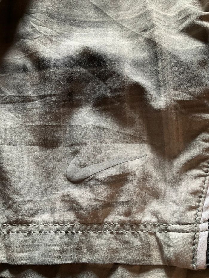 Short léger de sport à carreaux gris pour homme Nike Running taille XL 453 - photo numéro 3