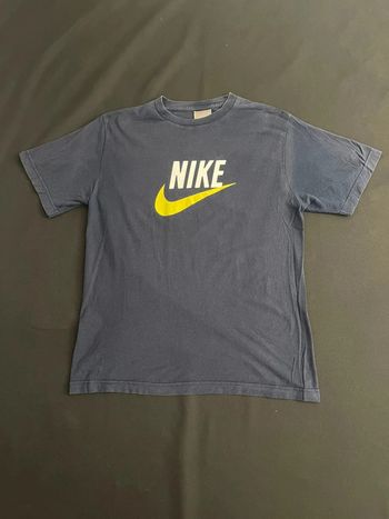 T-shirt Nike