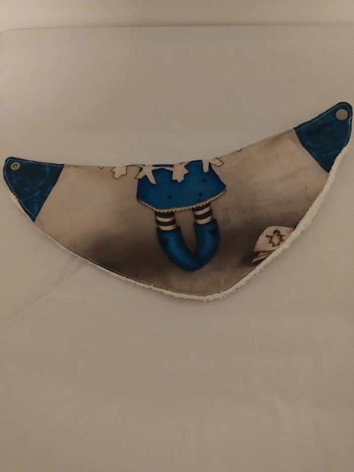 Bavoir bandana bébé - photo numéro 1