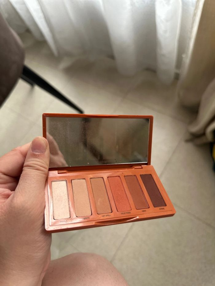Palette maquillage Naked petite heat - Urban Decay - photo numéro 6
