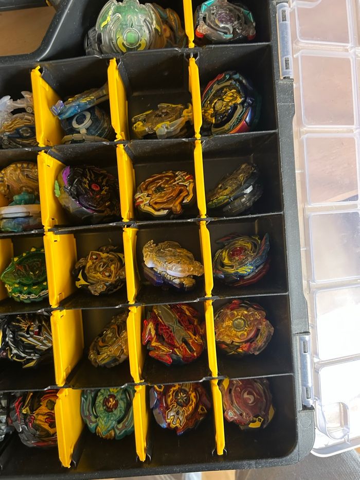 Toupies beyblades burst - photo numéro 2