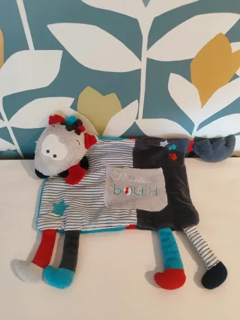 Doudou plat loup sauthon
