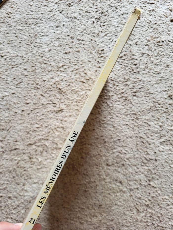 Lot 2 livres vintage enfants – Années 70 – La chèvre et les biquets & Les mémoires d’un âne - photo numéro 5