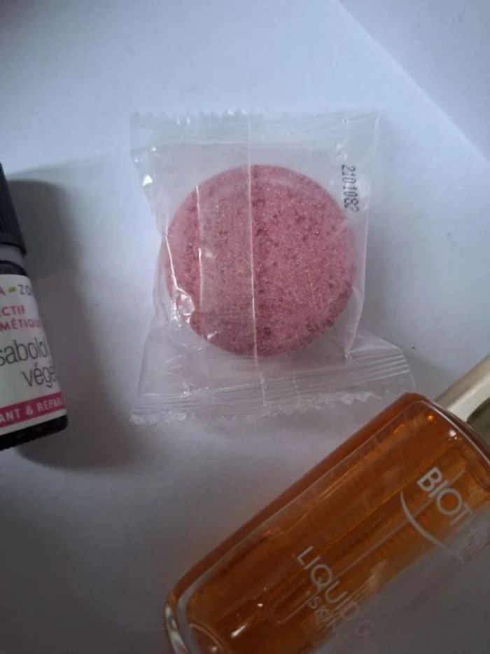 Lot produits cosmétiques neuf - photo numéro 3