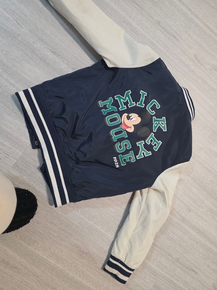 Lot de vêtements 6/7ans