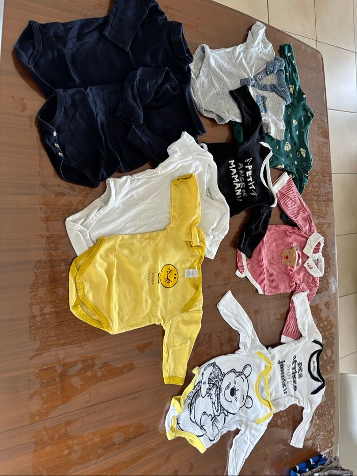 Lot de 57 pièces vêtements hiver 6 mois - photo numéro 7