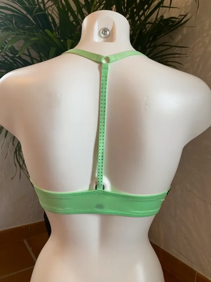 Soutien gorge vert et noir - photo numéro 4