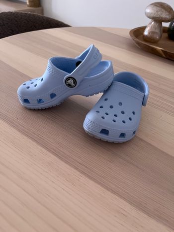 Crocs taille 23
