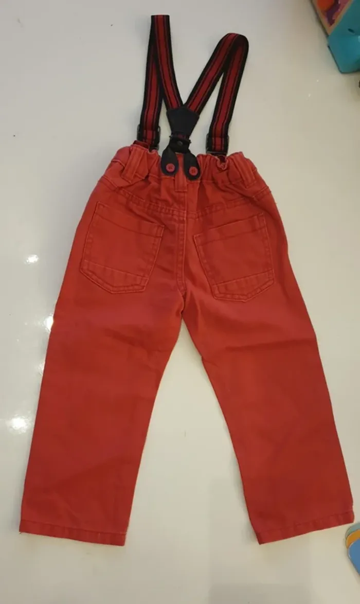Pantalon bretelles garçon - photo numéro 2