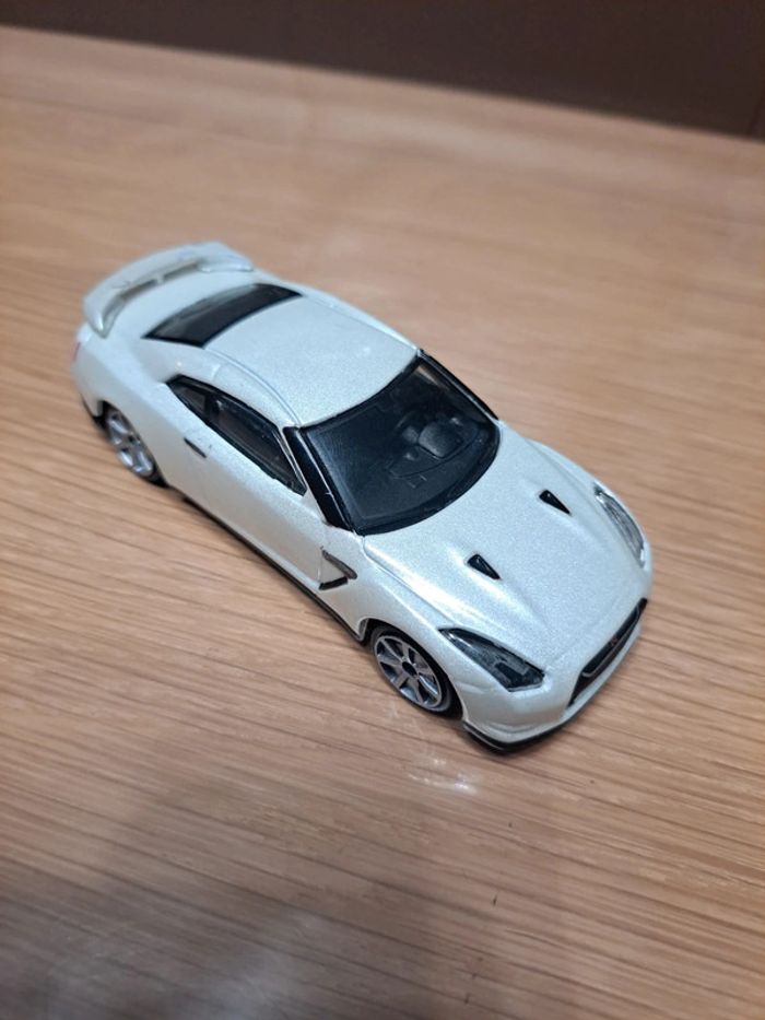 Nissan GTR 2009 - photo numéro 3