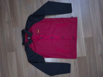 Veste Disney x Vans rouge et noire enfant taille M