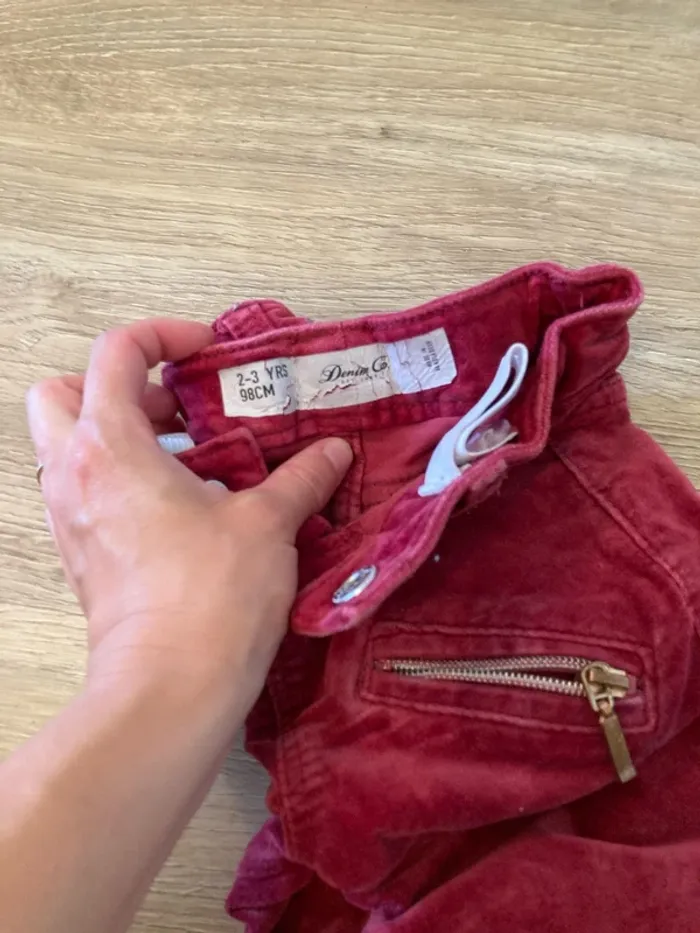 Pantalon en velours rouge 2-3 ans - photo numéro 3