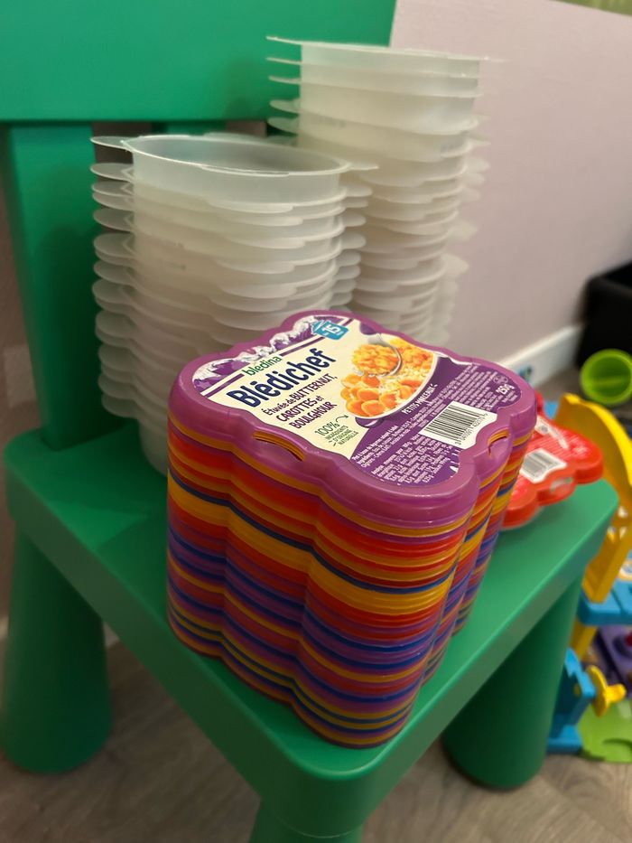 Lot de vaisselle bébés - photo numéro 3