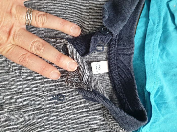 Lot de hauts 8 ans - photo numéro 3