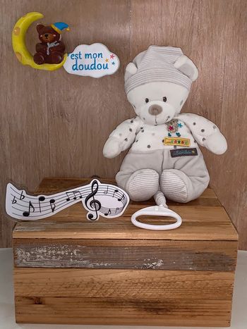 Doudou musical 🎶 ours mots d’enfants