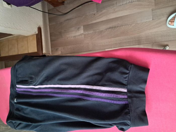 LOT DE BERMUDA XL PROCHE DU NEUF - photo numéro 2