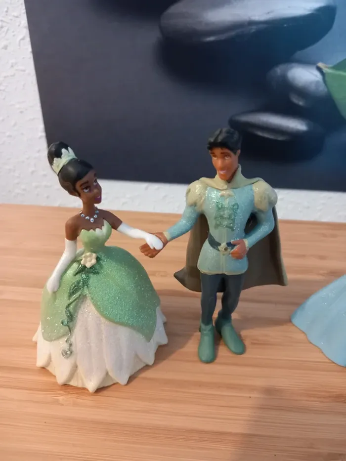 4 figurines Disney la princesse et la grenouille - photo numéro 2
